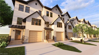 /international/us/32741-warren-road-cleveland-oh-110107516277/
