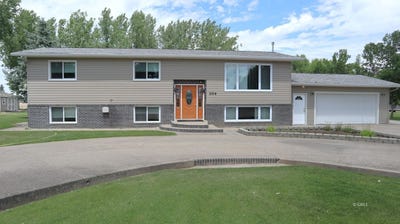 /international/us/204-ryan-dr-glendive-mt-110108936848/