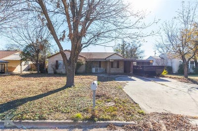 /international/us/1306-landon-street-stamford-tx-110104575961/