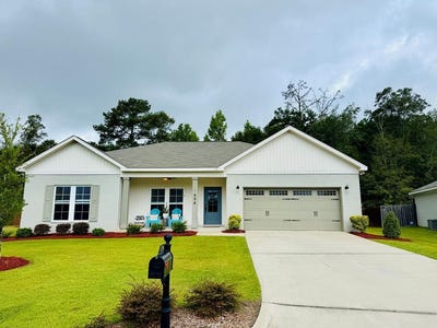 /international/us/204-scarlet-oak-drive-headland-al-110100968317/