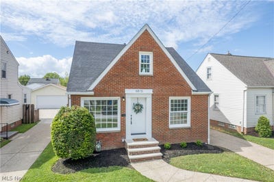/international/us/6815-dartworth-drive-parma-oh-110107827529/
