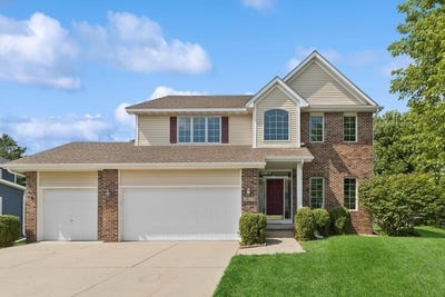/international/us/2917-bayberry-road-ames-ia-110100729445/