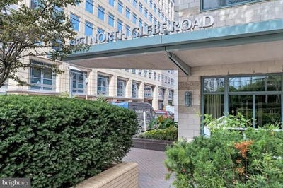 /international/us/851-n-glebe-road-arlington-va-110108070342/