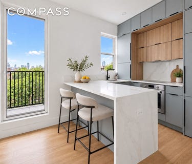 /international/us/831-knickerbocker-avenue-brooklyn-ny-110110371761/