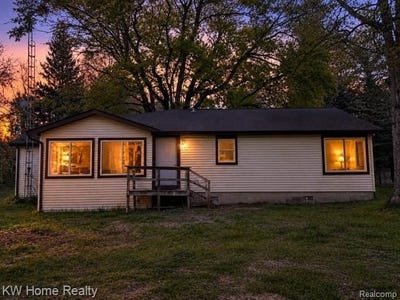 /international/us/4456-five-lakes-road-north-branch-twp-mi-110108125769/