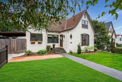 /international/us/17-hanns-ave-vallejo-ca-110105640288/