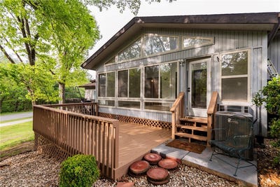 /international/us/4-everette-lane-bella-vista-ar-110107751593/