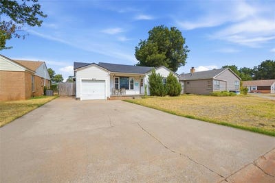 /international/us/403-eisenhower-lane-elk-city-ok-110110259085/