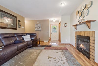 /international/us/833-hemlock-drive-verona-wi-110101450053/