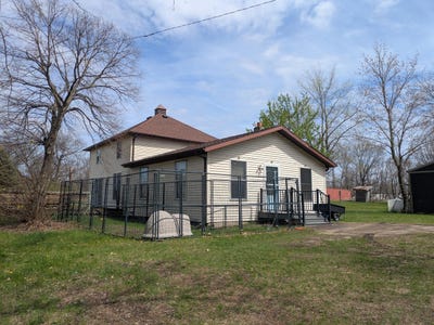 /international/us/9320-e-division-road-knox-in-110107384078/