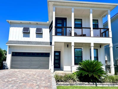 /international/us/1669-stanford-rd-gulf-breeze-fl-110108109947/