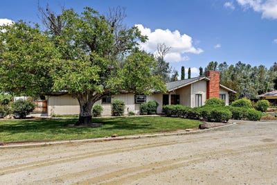 /international/us/12066-excelsior-avenue-hanford-ca-110107715999/