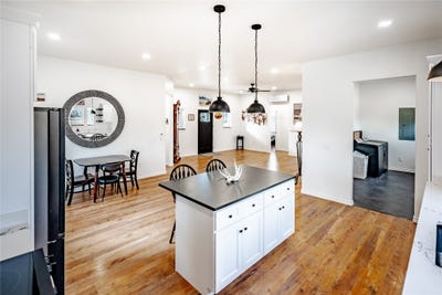 /international/us/115-4th-avenue-sw-choteau-mt-110108540728/