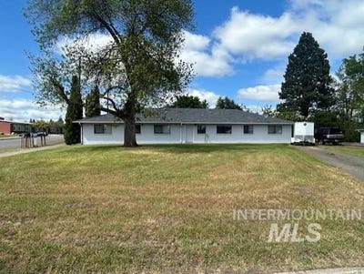 /international/us/804-lewiston-st-cottonwood-id-110108390536/