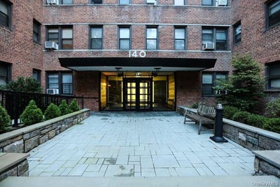 /international/us/140-e-hartsdale-avenue-hartsdale-ny-110108196694/