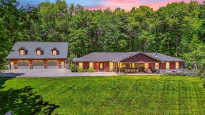 /international/us/2198-adelphia-state-road-jackson-oh-110108032240/