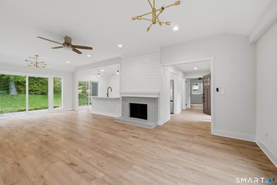 /international/us/553-heritage-village-southbury-ct-110108073534/