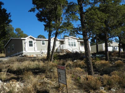 /international/us/19-crestwood-loop-drive-tijeras-nm-110108582668/