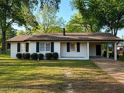 /international/us/690-cox-avenue-holly-springs-ms-110107554679/