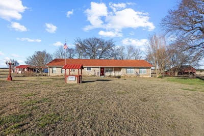 /international/us/1858-farm-road-1506-paris-tx-110119442052/