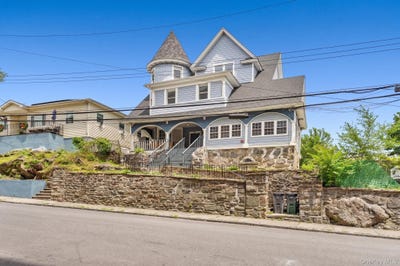/international/us/150-bruce-avenue-yonkers-ny-110109139032/