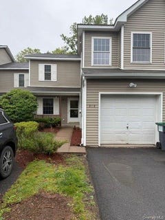 /international/us/212-hillside-lane-ellenville-ny-110119344861/
