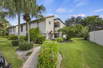 /international/us/9713-n-new-river-canal-road-plantation-fl-110101255638/