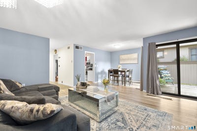 /international/us/14-great-meadow-lane-farmington-ct-110109083604/