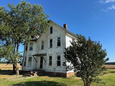 /international/us/7382-bullbeggar-rd-withams-va-110101825432/