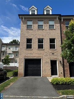/international/us/805-abbe-road-little-falls-nj-110108475936/