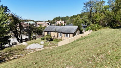 /international/us/105-oakley-street-london-ky-110120123042/
