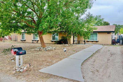 /international/us/8728-rowley-street-littlerock-ca-110107415743/
