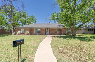 /international/us/2404-dartmouth-dr-midland-tx-110108255096/
