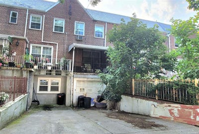 /international/us/25-44-82nd-street-east-elmhurst-ny-110096106925/