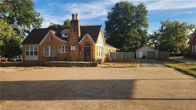 /international/us/240-main-st-booneville-ar-110110337739/