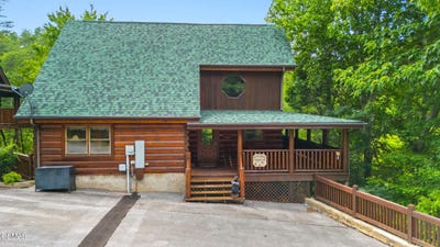 /international/us/2024-bear-haven-way-sevierville-tn-110101092992/?lang=zh-tw