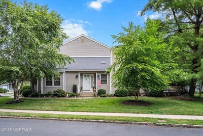 /international/us/43-essex-drive-little-silver-nj-110101292484/