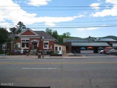 /international/us/320-326-canada-street-lake-george-ny-110025256258/
