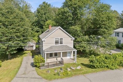 /international/us/13-brook-street-biddeford-me-110101096320/
