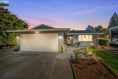 /international/us/2439-a-st-forestgrove-or-110120659803/
