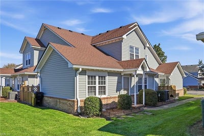 /international/us/5244-lake-victoria-arch-virginia-beach-va-110120498303/