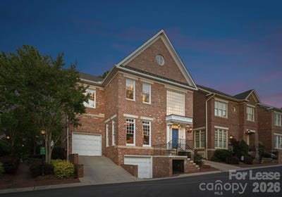 /international/us/1124-dilworth-crescent-row-charlotte-nc-110107608052/