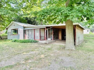 /international/us/1846-w-tupper-heights-drive-lake-odessa-mi-110101479367/
