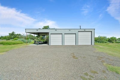 /international/us/6855-hwy-35-n-rockport-tx-110100419368/