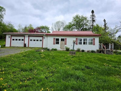 /international/us/230-todds-corner-road-saint-albans-me-110100029174/
