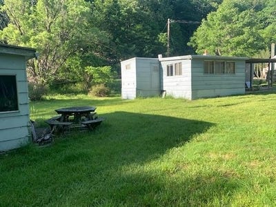 /international/us/9755-big-valley-rd-warm-springs-va-110108639060/