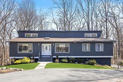 /international/us/5-catalina-court-suffern-ny-110098311738/