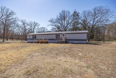 /international/us/24672-whispering-oak-road-hermitage-mo-110108019650/