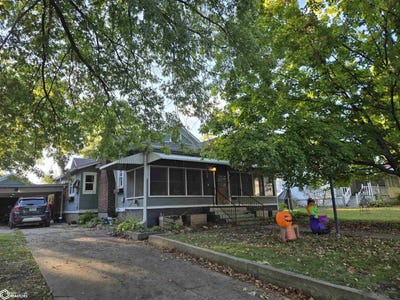 /international/us/610-n-park-avenue-centerville-ia-110102477001/