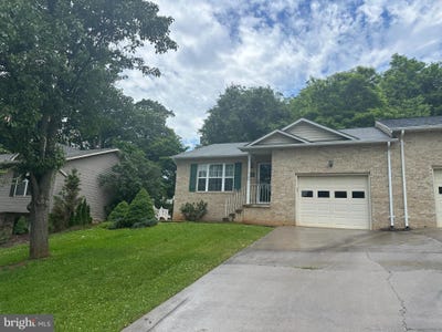 /international/us/609-cresthaven-court-front-royal-va-110108612843/